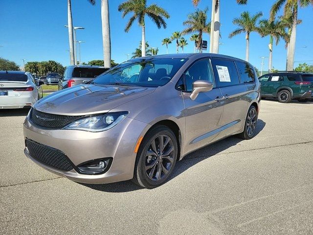 2018 Chrysler Pacifica Touring Plus