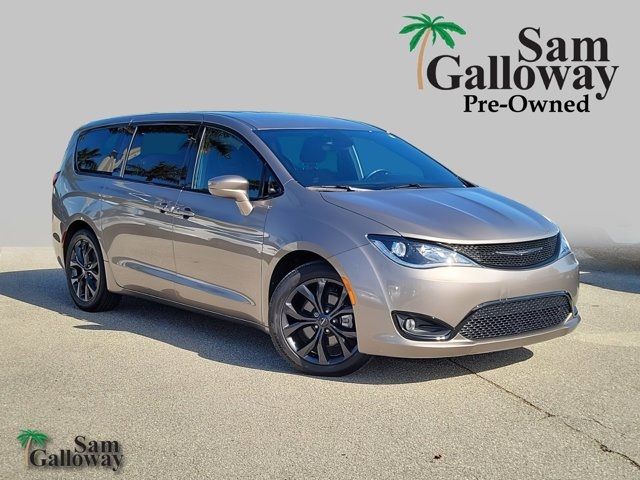 2018 Chrysler Pacifica Touring Plus