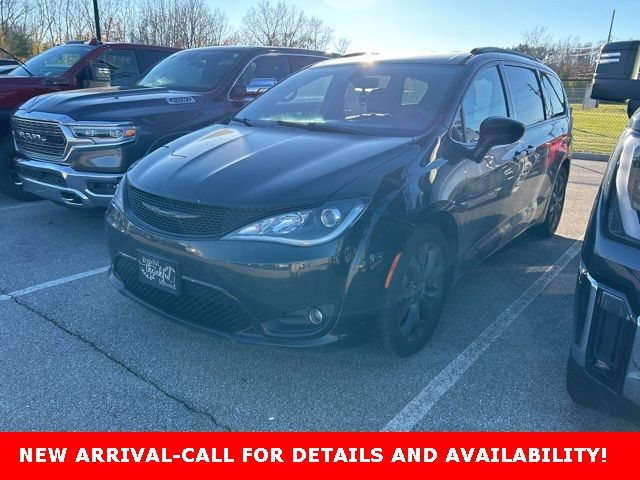 2018 Chrysler Pacifica Touring Plus