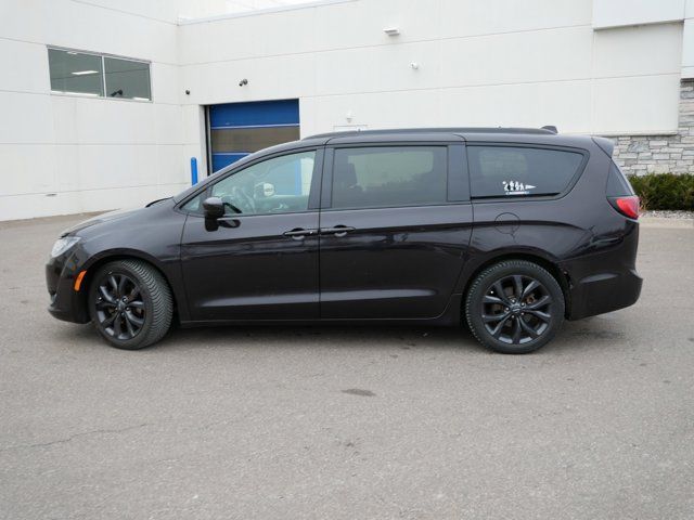 2018 Chrysler Pacifica Touring Plus