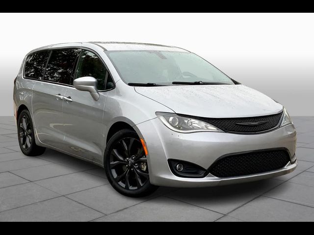 2018 Chrysler Pacifica Touring Plus