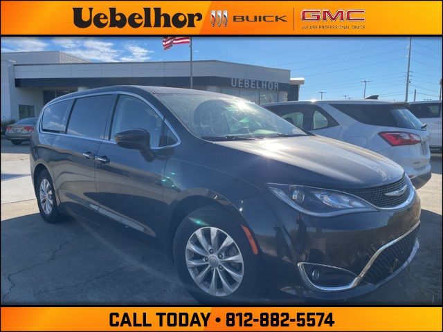 2018 Chrysler Pacifica Touring Plus