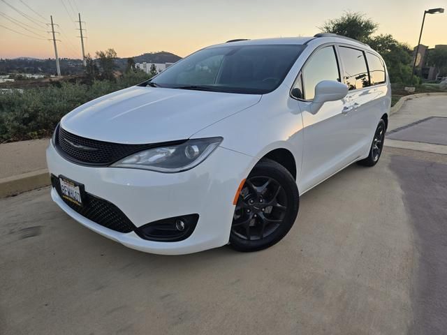 2018 Chrysler Pacifica Touring Plus