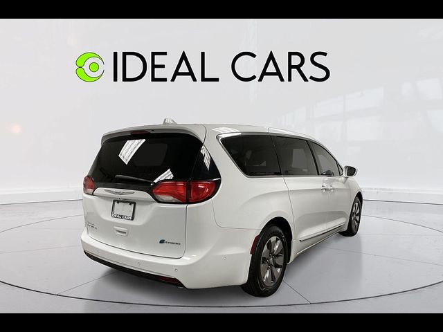 2018 Chrysler Pacifica Hybrid Limited