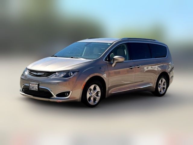 2018 Chrysler Pacifica Hybrid Touring L