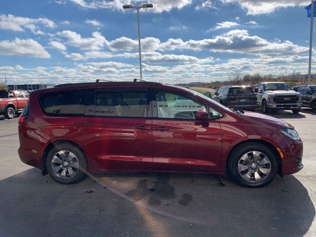 2018 Chrysler Pacifica Hybrid Limited