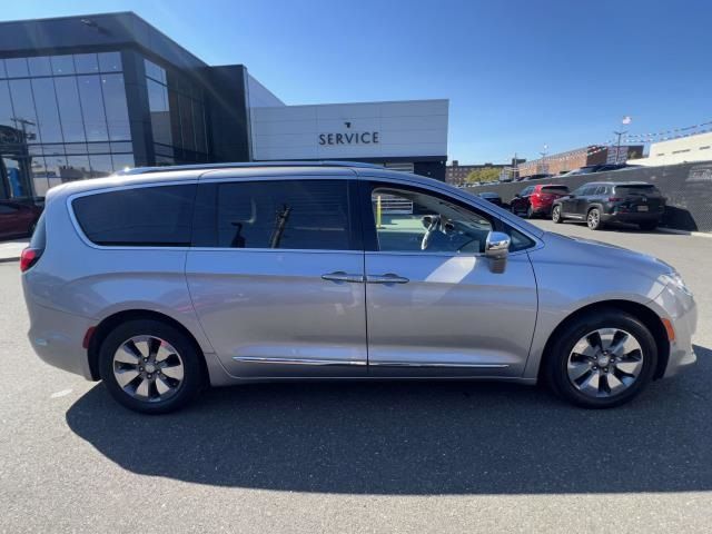 2018 Chrysler Pacifica Hybrid Limited