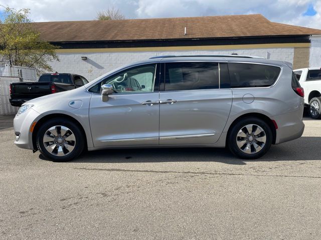 2018 Chrysler Pacifica Hybrid Limited