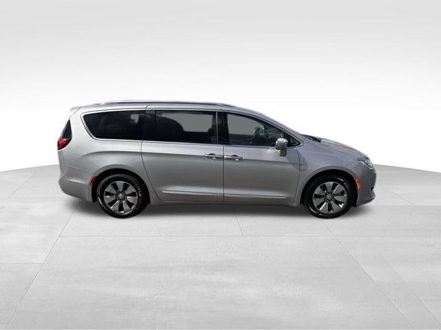 2018 Chrysler Pacifica Hybrid Limited