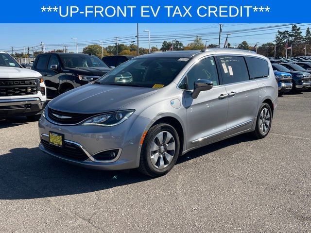 2018 Chrysler Pacifica Hybrid Limited