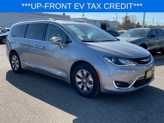 2018 Chrysler Pacifica Hybrid Limited