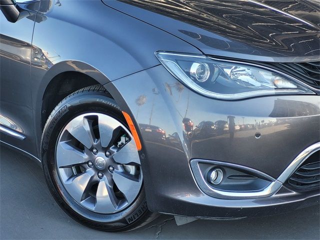 2018 Chrysler Pacifica Hybrid Limited