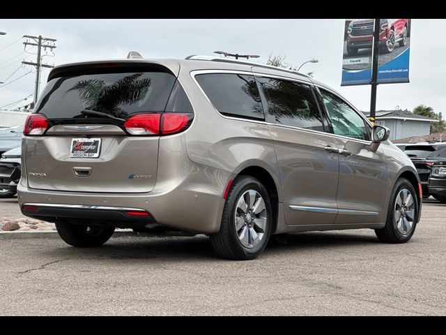 2018 Chrysler Pacifica Hybrid Limited