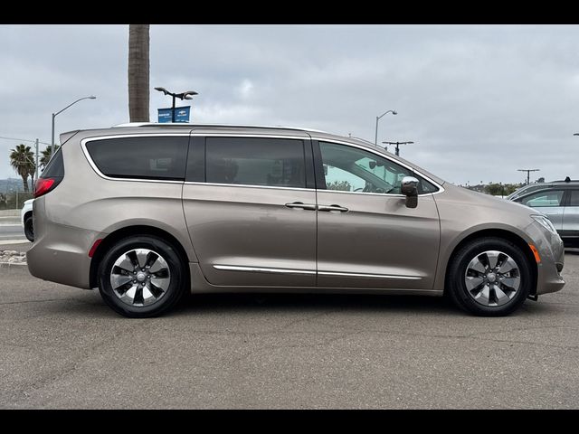 2018 Chrysler Pacifica Hybrid Limited