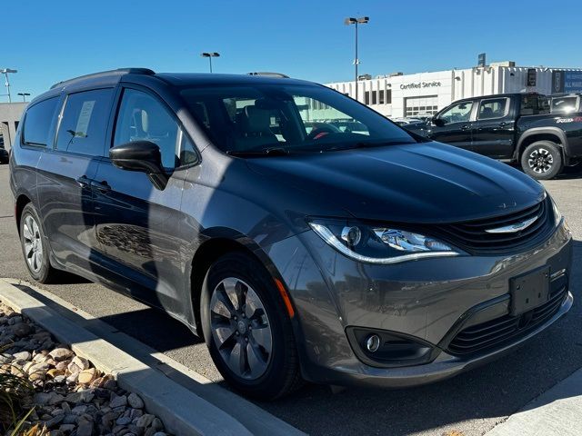 2018 Chrysler Pacifica Hybrid Limited