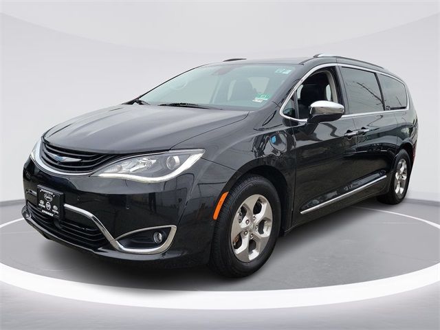 2018 Chrysler Pacifica Hybrid Limited