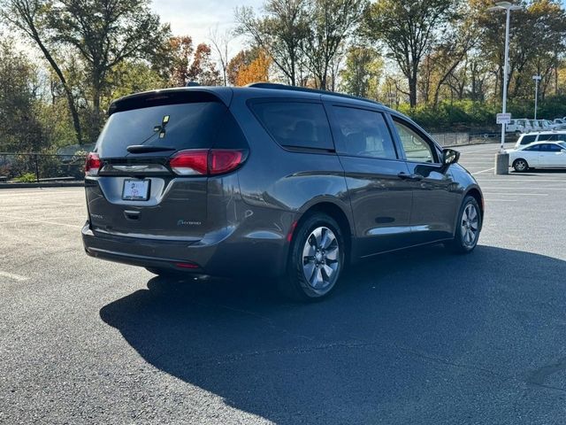 2018 Chrysler Pacifica Hybrid Limited