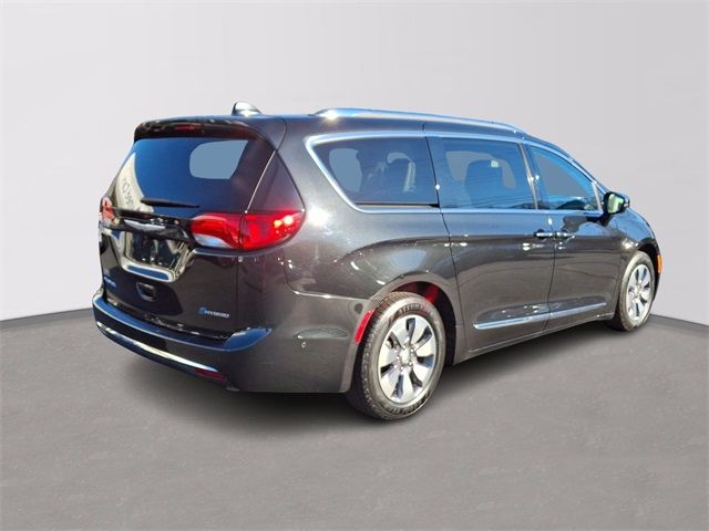 2018 Chrysler Pacifica Hybrid Limited