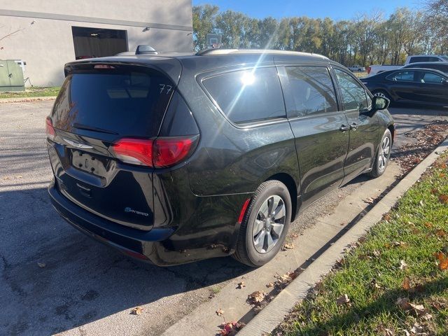 2018 Chrysler Pacifica Hybrid Limited