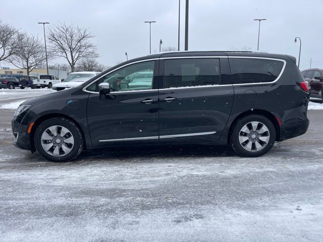 2018 Chrysler Pacifica Hybrid Limited