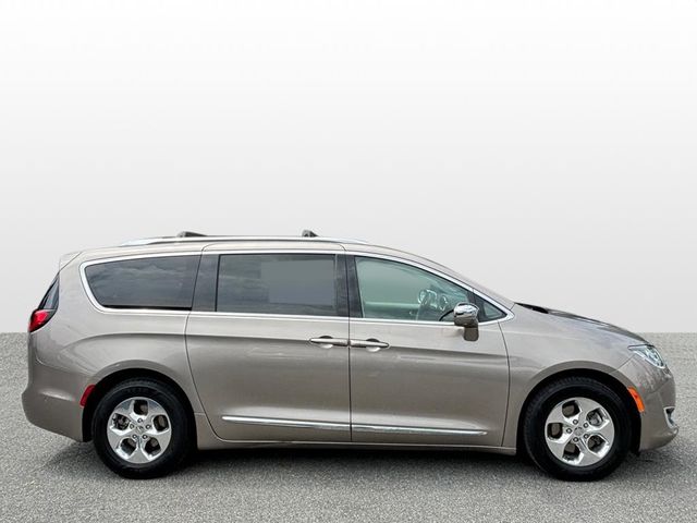 2018 Chrysler Pacifica Hybrid Limited