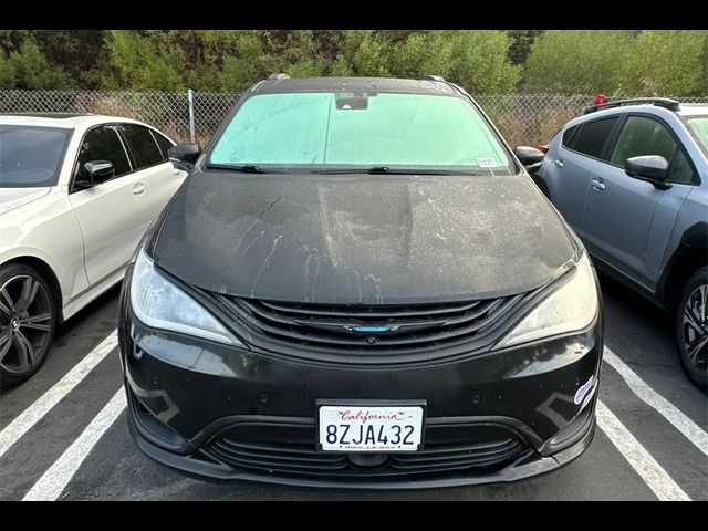 2018 Chrysler Pacifica Hybrid Limited