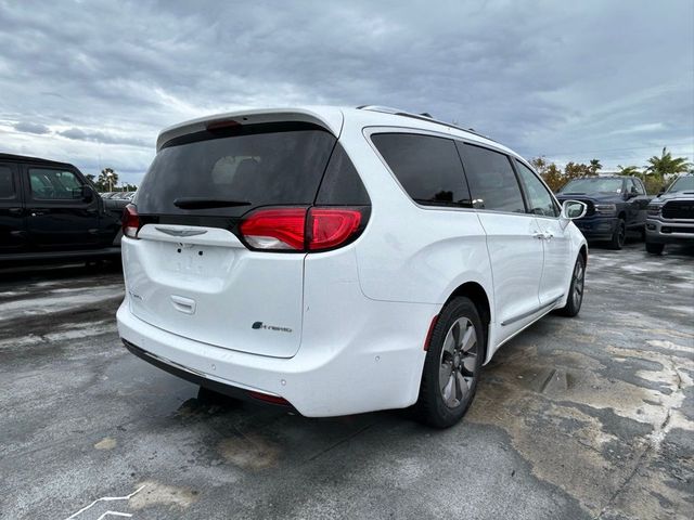 2018 Chrysler Pacifica Hybrid Limited