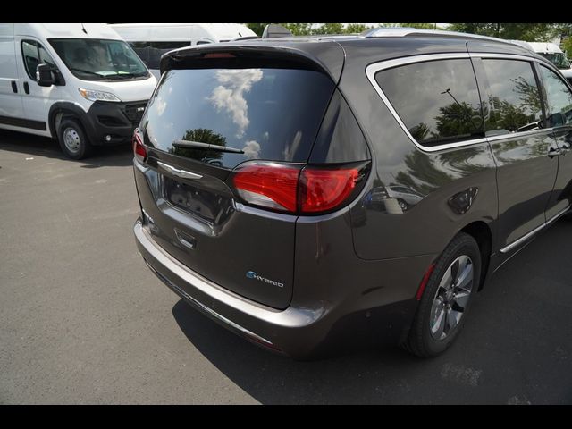 2018 Chrysler Pacifica Hybrid Limited