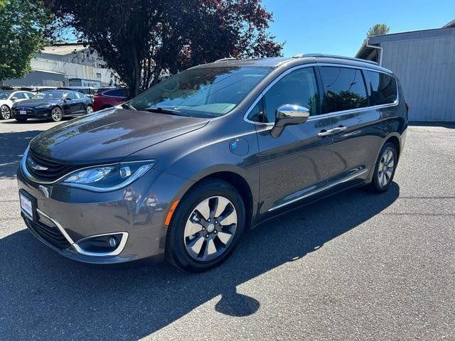 2018 Chrysler Pacifica Hybrid Limited