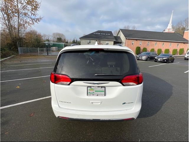 2018 Chrysler Pacifica Hybrid Limited