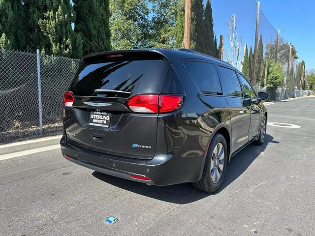 2018 Chrysler Pacifica Hybrid Limited