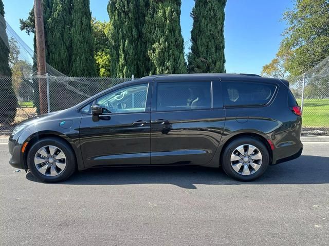 2018 Chrysler Pacifica Hybrid Limited