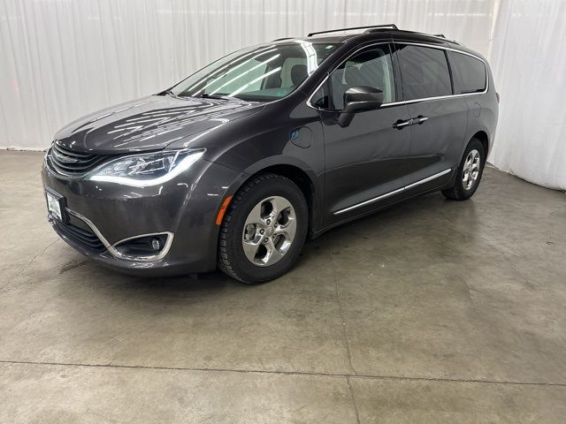 2018 Chrysler Pacifica Hybrid Touring L