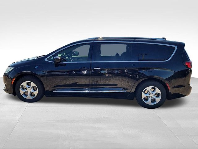 2018 Chrysler Pacifica Hybrid Touring L