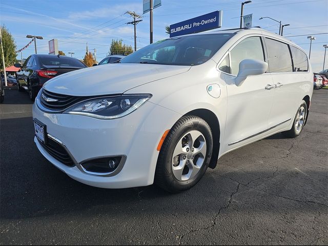 2018 Chrysler Pacifica Hybrid Touring L