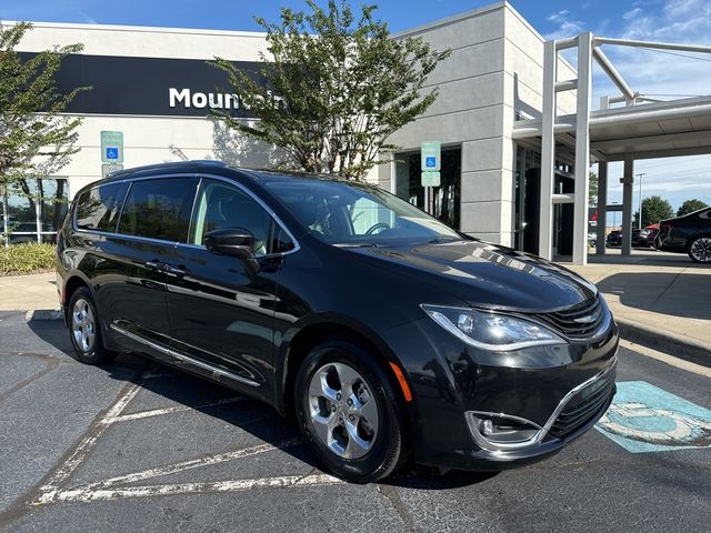 2018 Chrysler Pacifica Hybrid Touring L