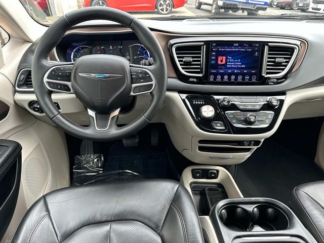 2018 Chrysler Pacifica Hybrid Touring L