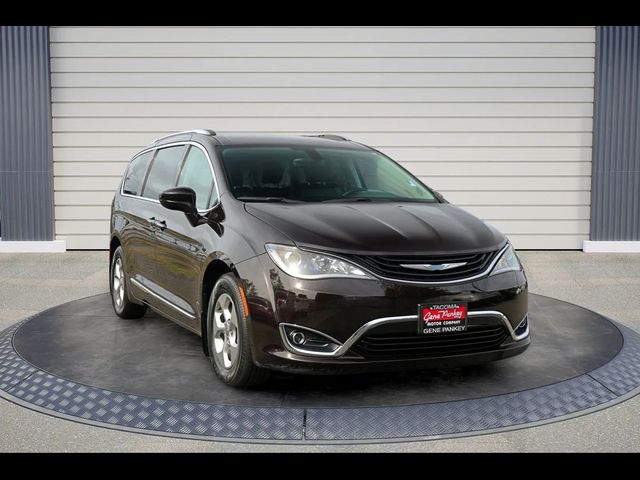 2018 Chrysler Pacifica Hybrid Touring L