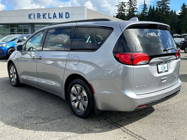 2018 Chrysler Pacifica Hybrid Touring L