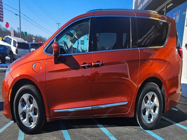 2018 Chrysler Pacifica Hybrid Touring L