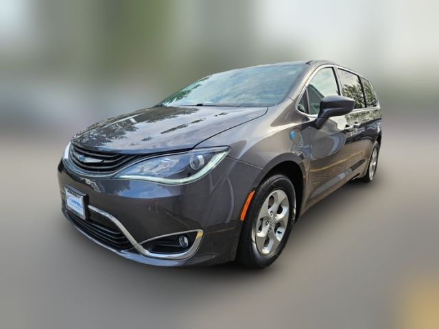 2018 Chrysler Pacifica Hybrid Touring L Plus