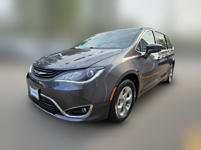 2018 Chrysler Pacifica Hybrid Touring L Plus