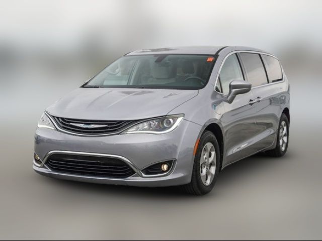 2018 Chrysler Pacifica Hybrid Touring L Plus