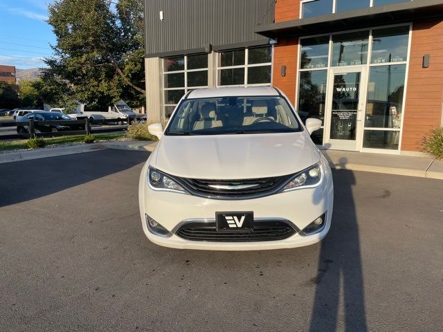 2018 Chrysler Pacifica Hybrid Touring L Plus