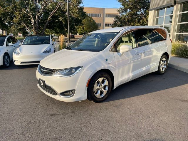 2018 Chrysler Pacifica Hybrid Touring L Plus