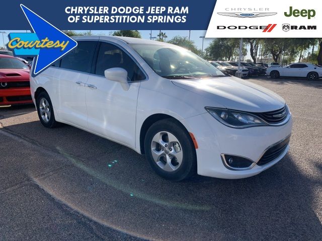 2018 Chrysler Pacifica Hybrid Touring L Plus