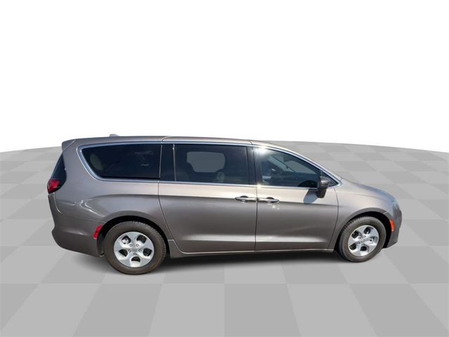 2018 Chrysler Pacifica Hybrid Touring L Plus