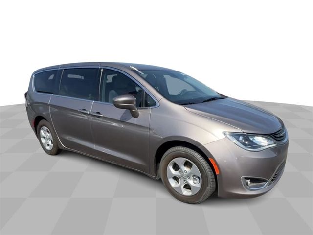 2018 Chrysler Pacifica Hybrid Touring L Plus