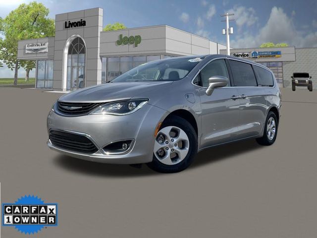 2018 Chrysler Pacifica Hybrid Touring L Plus