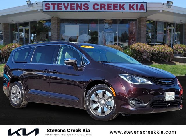 2018 Chrysler Pacifica Hybrid Limited